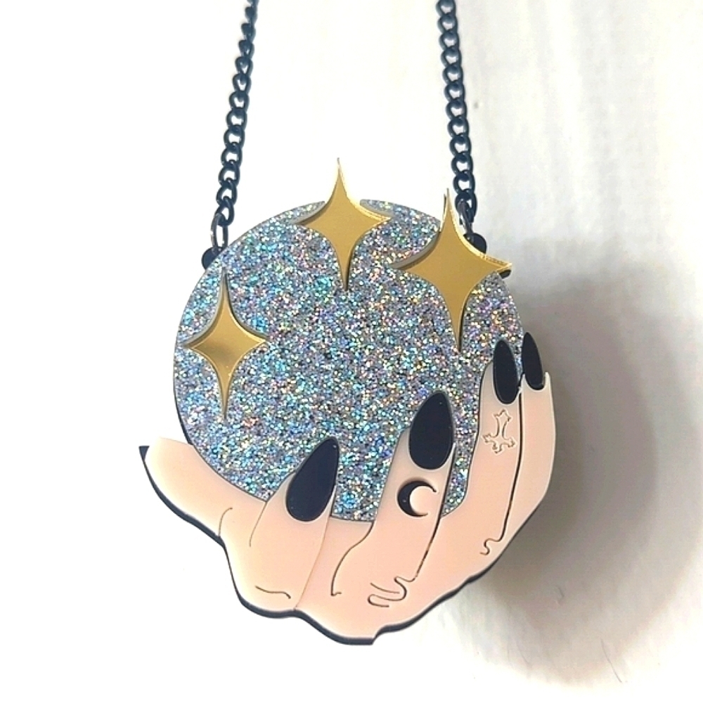Wow! Glitter Laser Cut Crystal Ball Necklace